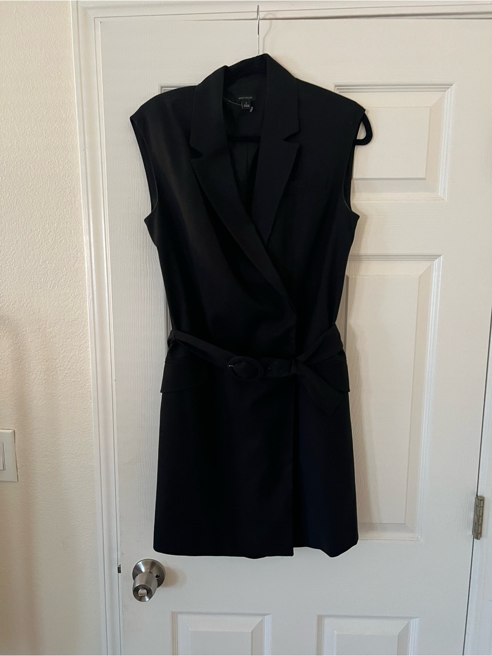 Ann Taylor Black Sleeveless Belted Wrap Dress